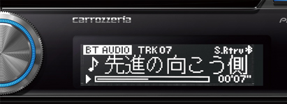 DEH-7100の英語表示：豊富な情報を日本語2行で表示