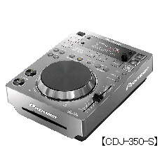 ソリッドブラックモデル「CDJ-850-K」とメタリックシルバーモデル「CDJ